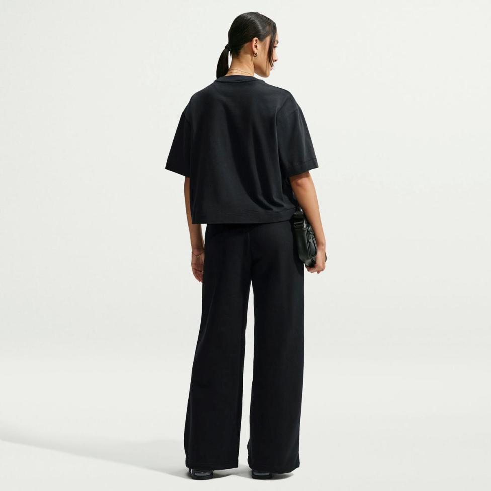 Outlet Жіноча футболка NIKE W NSW NK LUXE BXY TEE FA26 IO7462-010_image_5