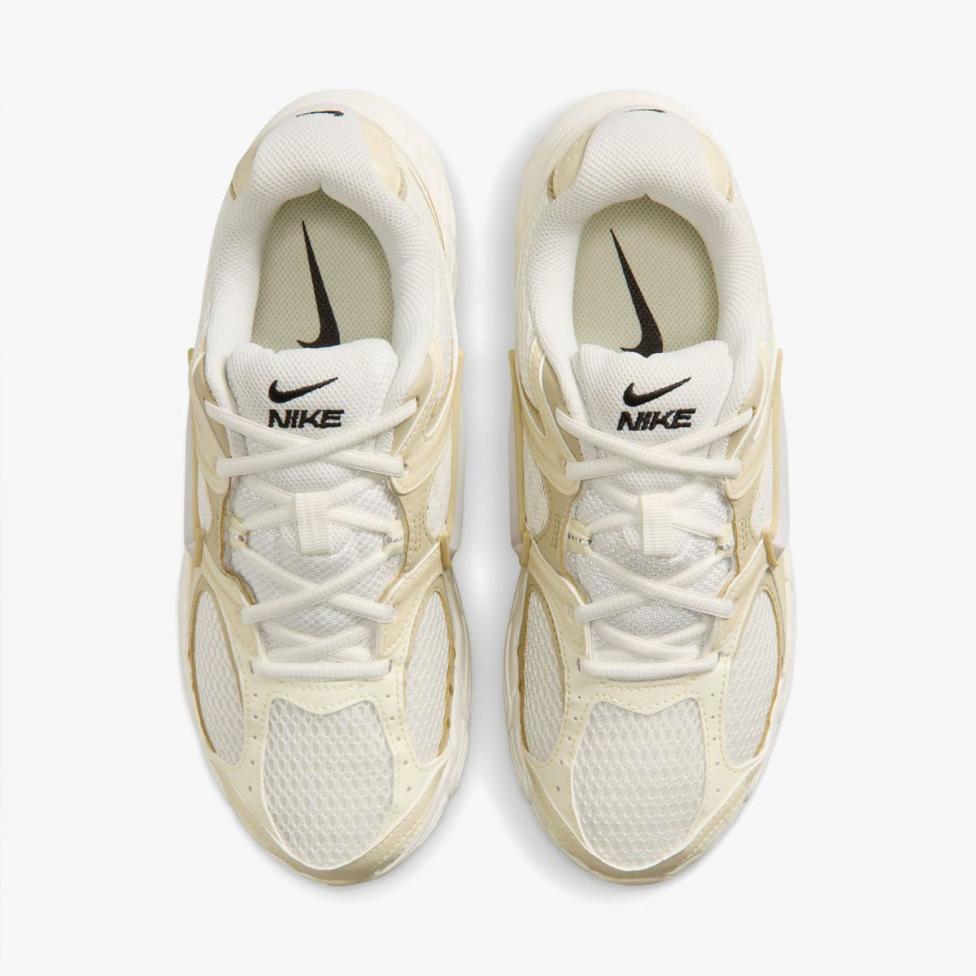 Outlet Жіночі кросівки NIKE W V5 RNR SE IO0464-101_image_4