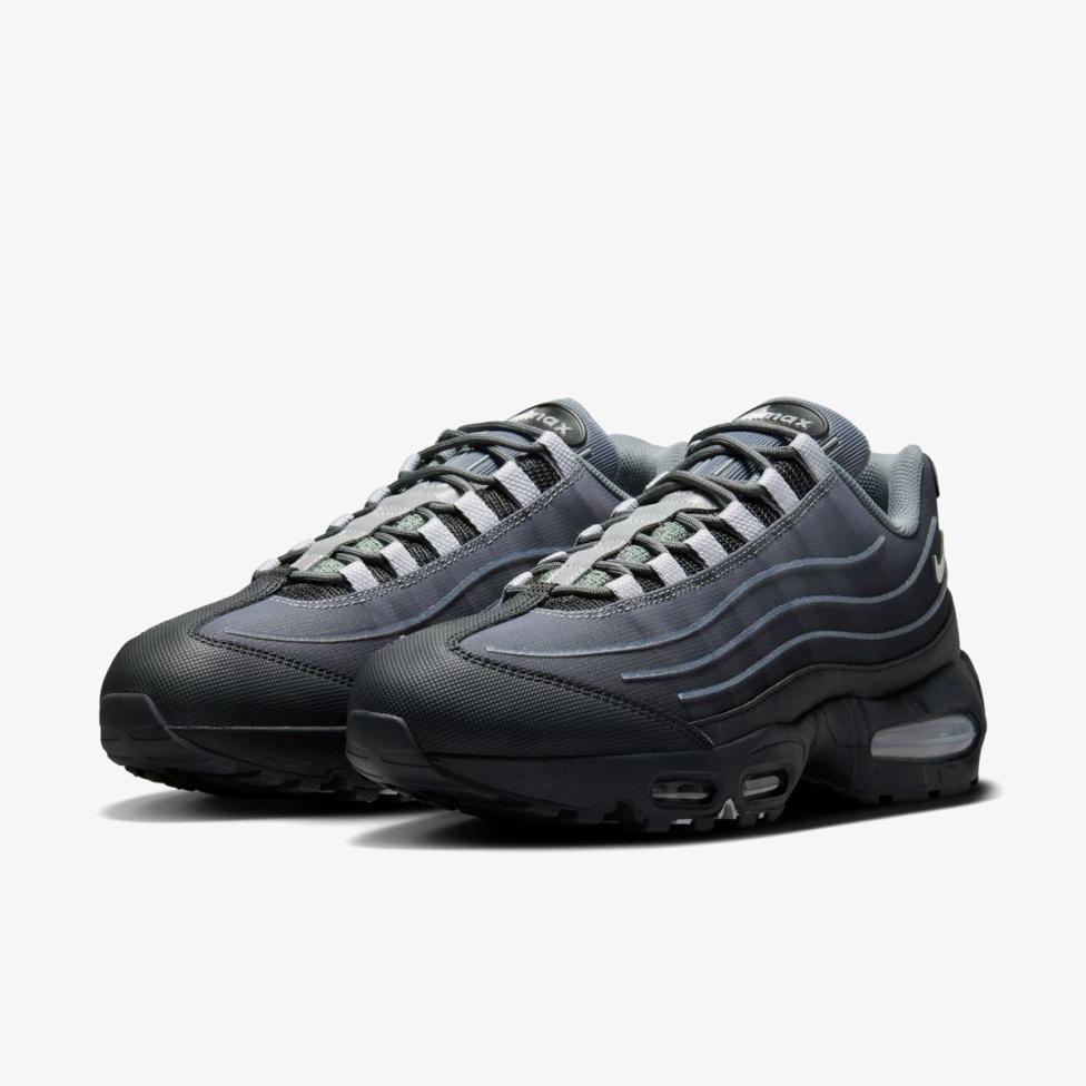 Outlet Мужские кроссовки NIKE AIR MAX 95 BB TECH IH7853-001_image_5