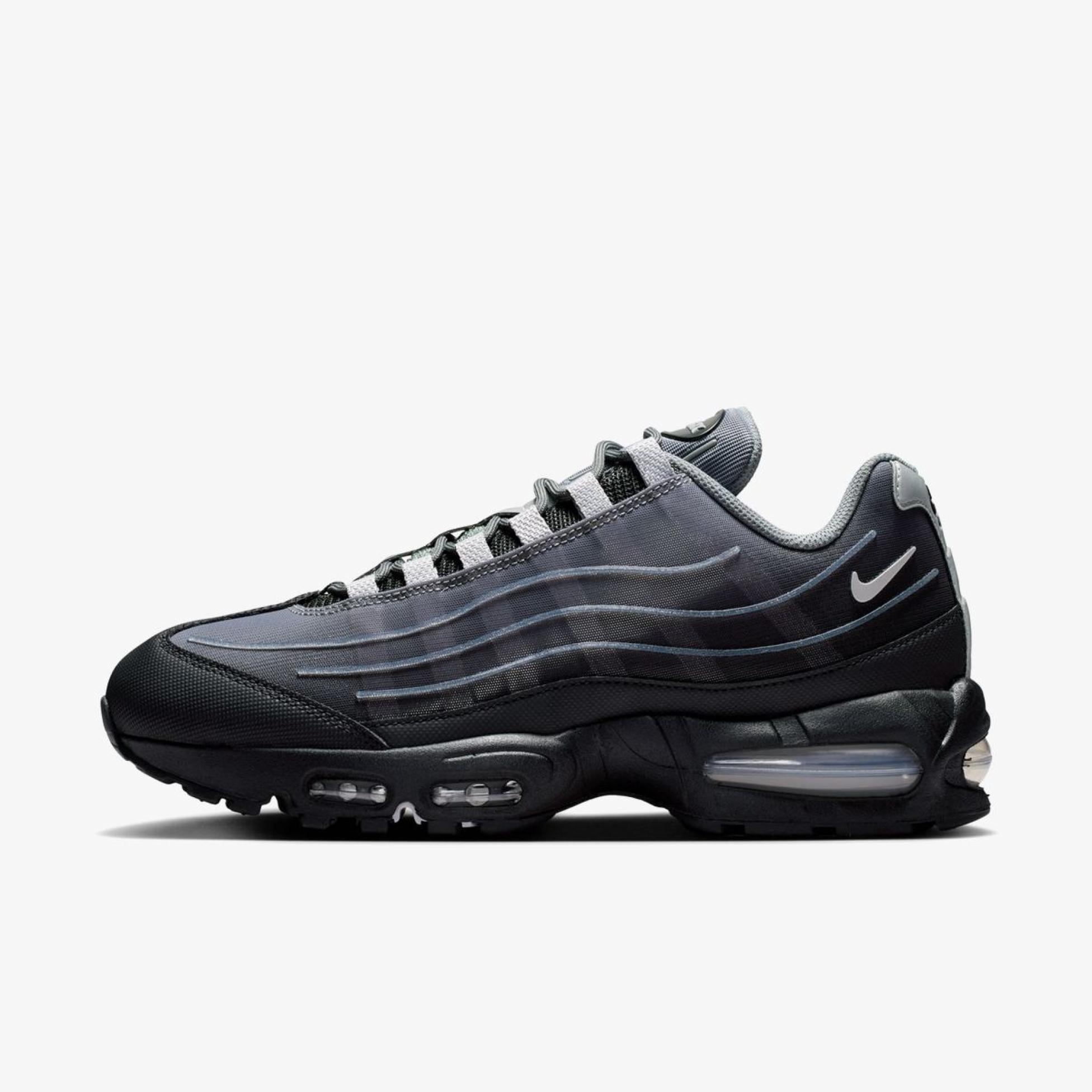 Outlet Чоловічі кросівки NIKE AIR MAX 95 BB TECH IH7853-001