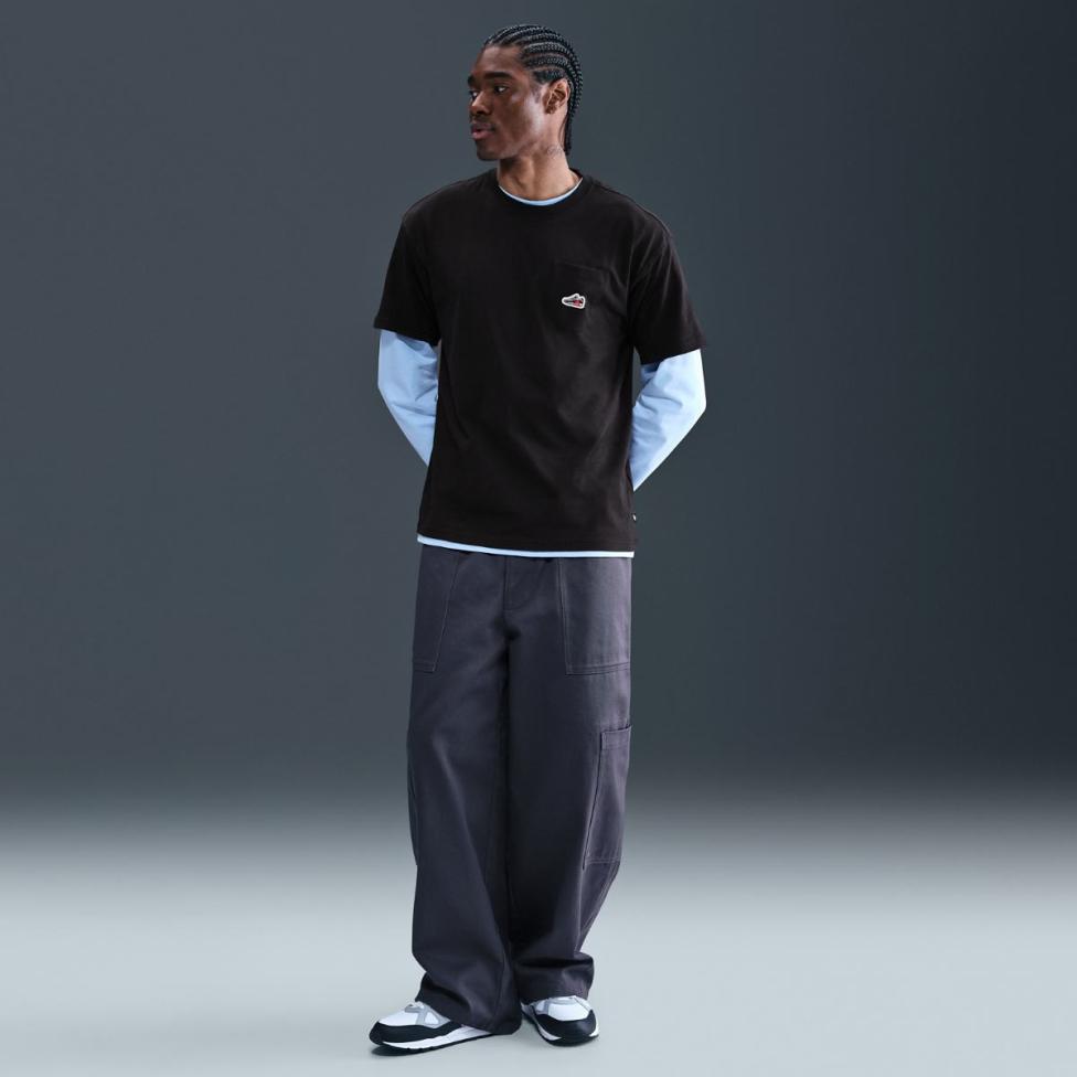 Outlet Жіноча футболка NIKE M NSW TEE ACCS PATCH CNCT FA25 HQ9242-010_image_3