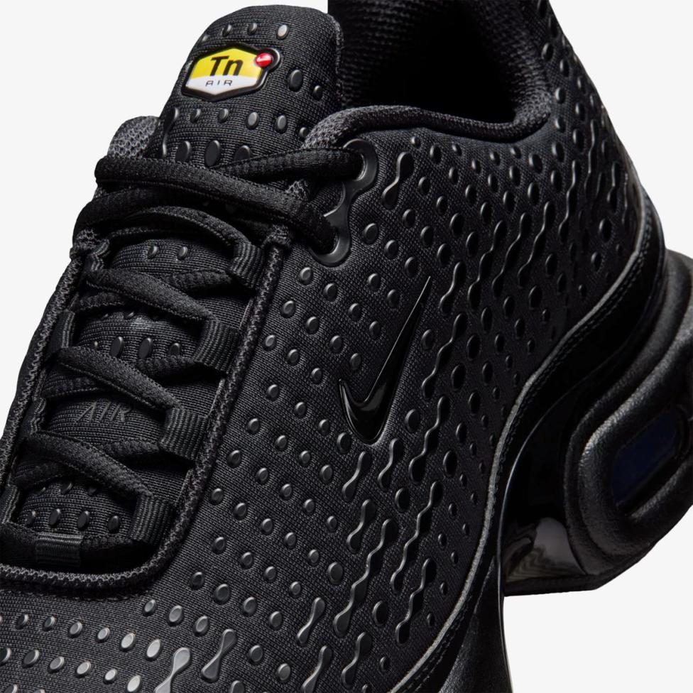Outlet Чоловічі кросівки NIKE AIR MAX PLUS VII HQ2197-001_image_7
