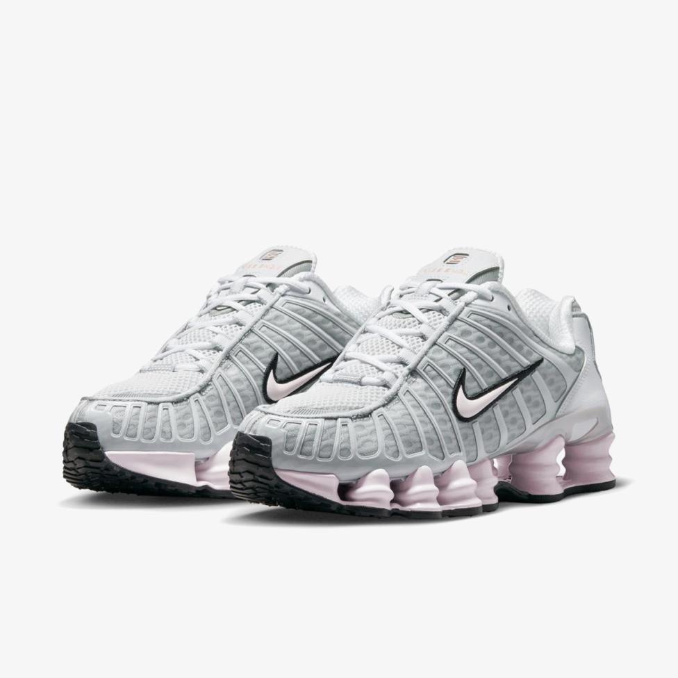 Outlet Женские кроссовки NIKE W SHOX TL IU7553-054_image_5