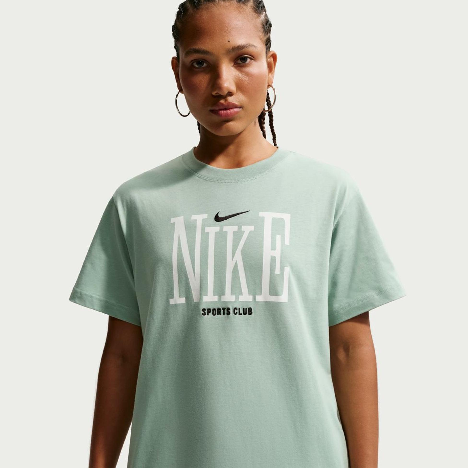 Outlet Жіноча футболка NIKE W NSW CLSC BF OC INCONNECT TEE IR7888-006