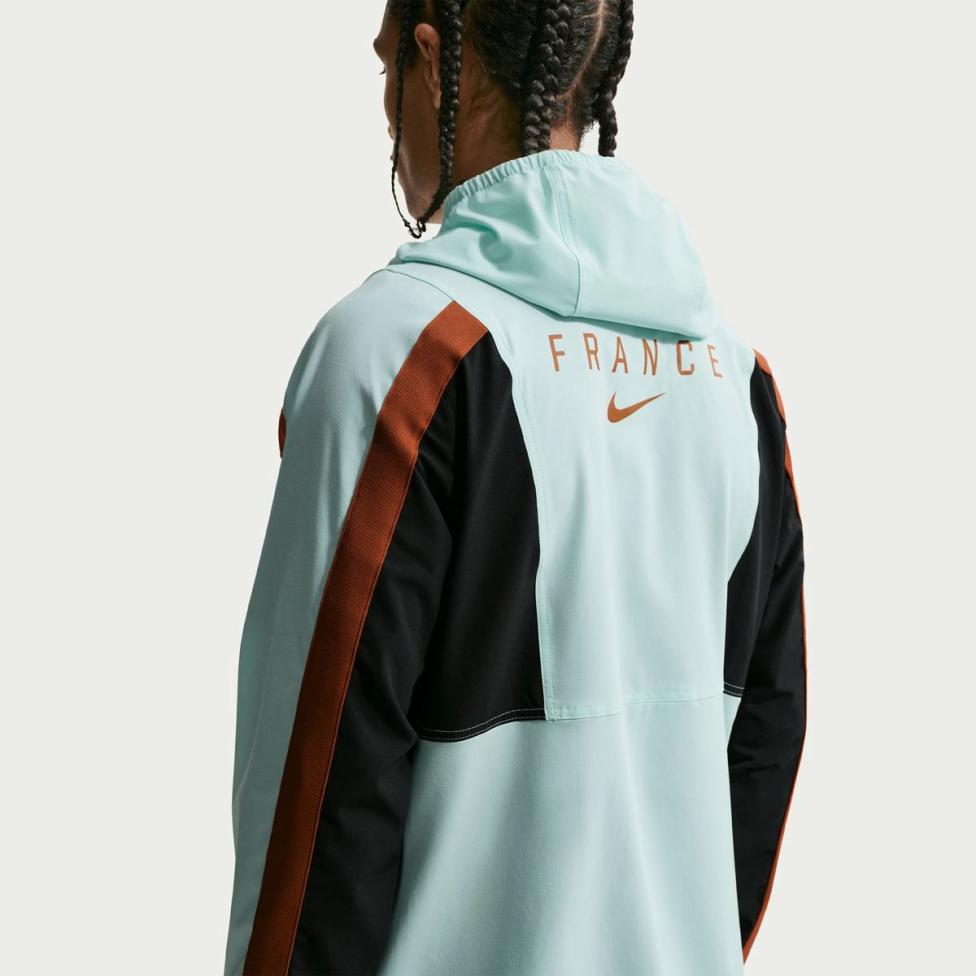 Outlet Чоловіча вiтровка NIKE FFF M NK DF ENERGY JKT W IH1875-393