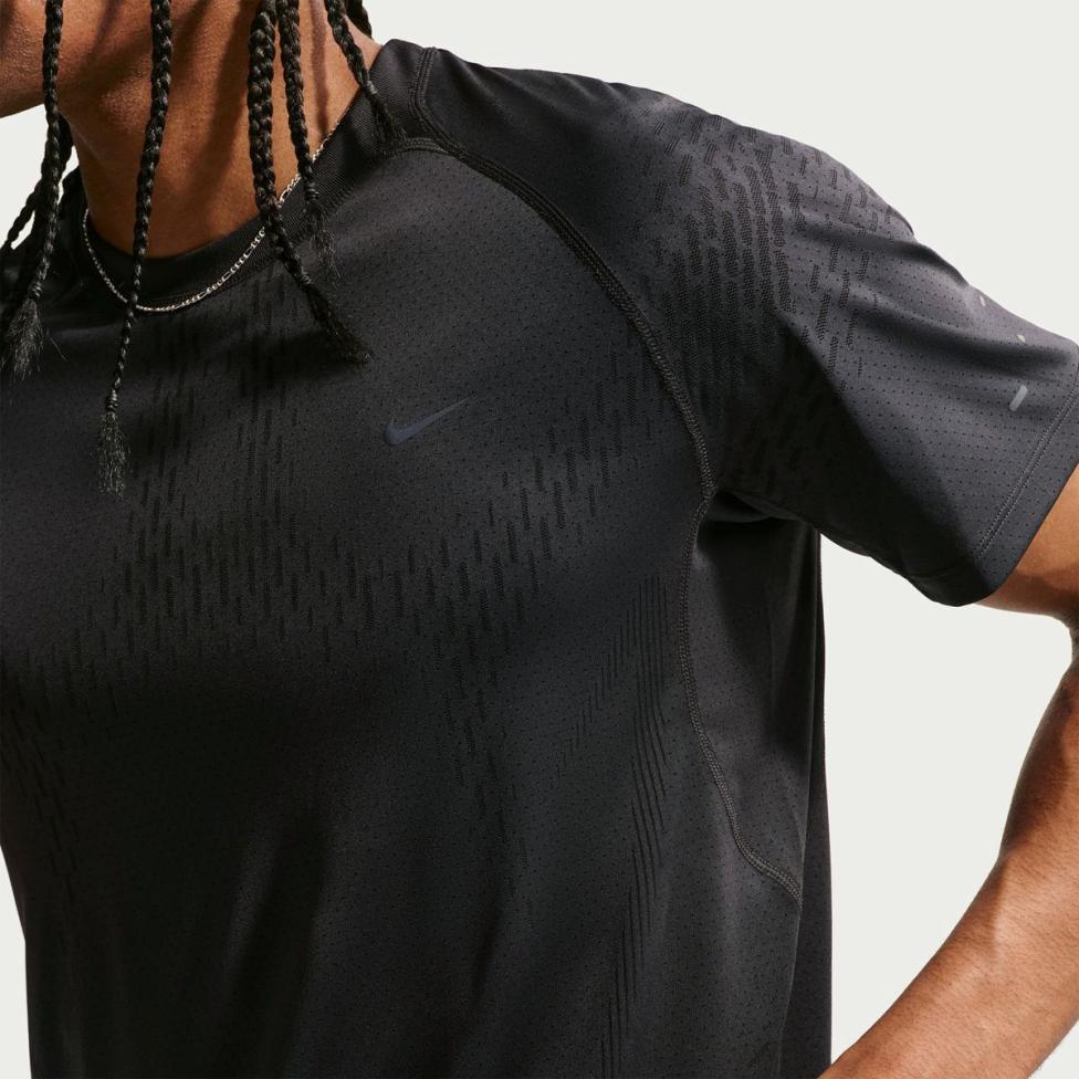 Outlet Мужская футболка NIKE M NK DFADV STRIDE NVLTY SS TOP IF2088-010_image_3