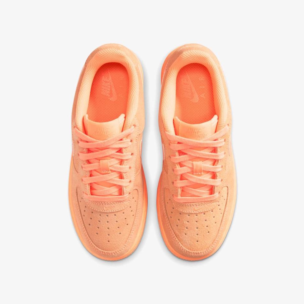 Outlet Дитячі кросівки NIKE AIR FORCE 1 SUEDE ORANGE PULSE (GS) IR5611-801_image_4