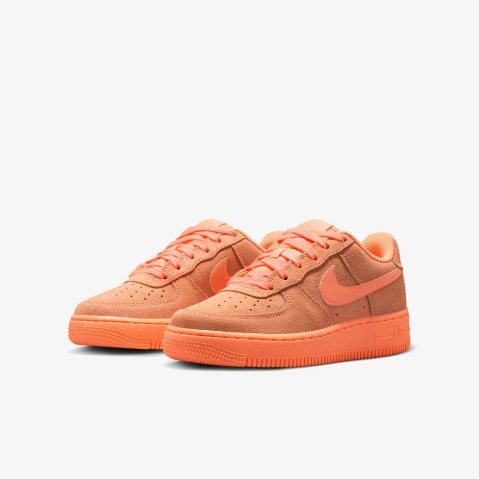 Outlet Дитячі кросівки NIKE AIR FORCE 1 SUEDE ORANGE PULSE (GS) IR5611-801_image_5
