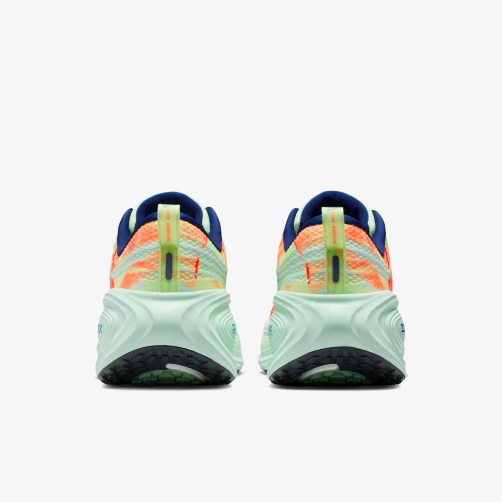 Outlet Чоловічі кросівки NIKE VOMERO PLUS BARELY VOLT IQ0605-701_image_6