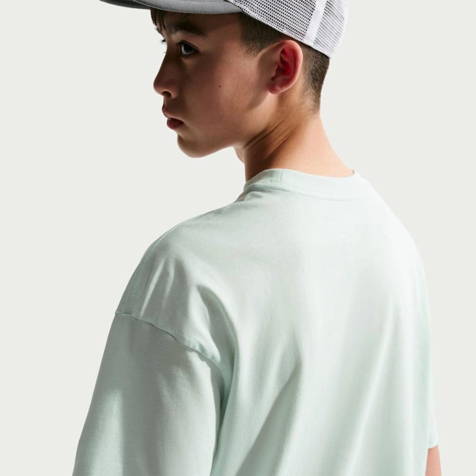 Outlet Дитяча футболка NIKE K NSW TEE OS EMB FUTURA LBR IR5998-394