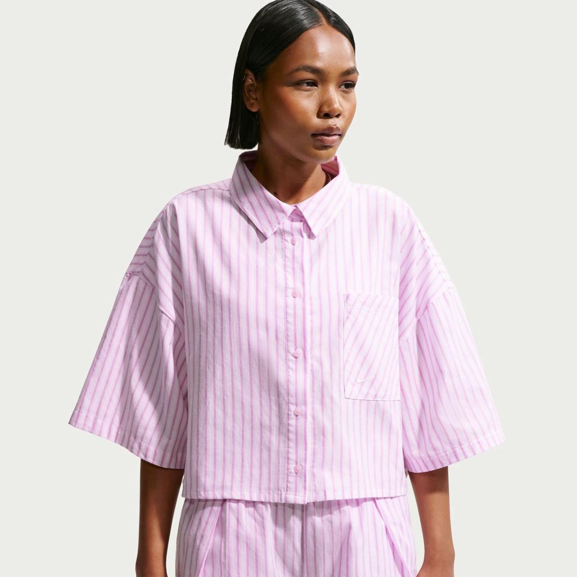 Outlet Жіноча сорочка NIKE W NSW OFFLN WVN PPLN STRP SS II4228-503