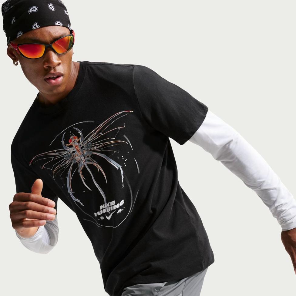 Outlet Чоловіча футболка NIKE M NK DF TEE STD IYKYK SU26 IH4418-010_image_3