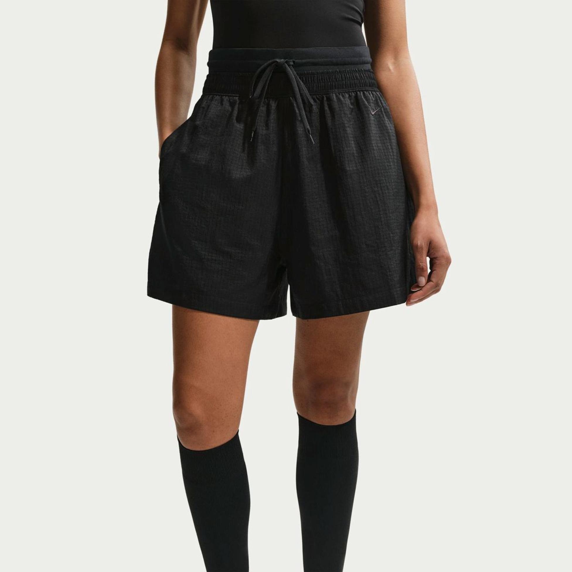 Outlet Жіночі шорти NIKE W NSW DOUBLE WAISTBAND SHORT IF0563-010