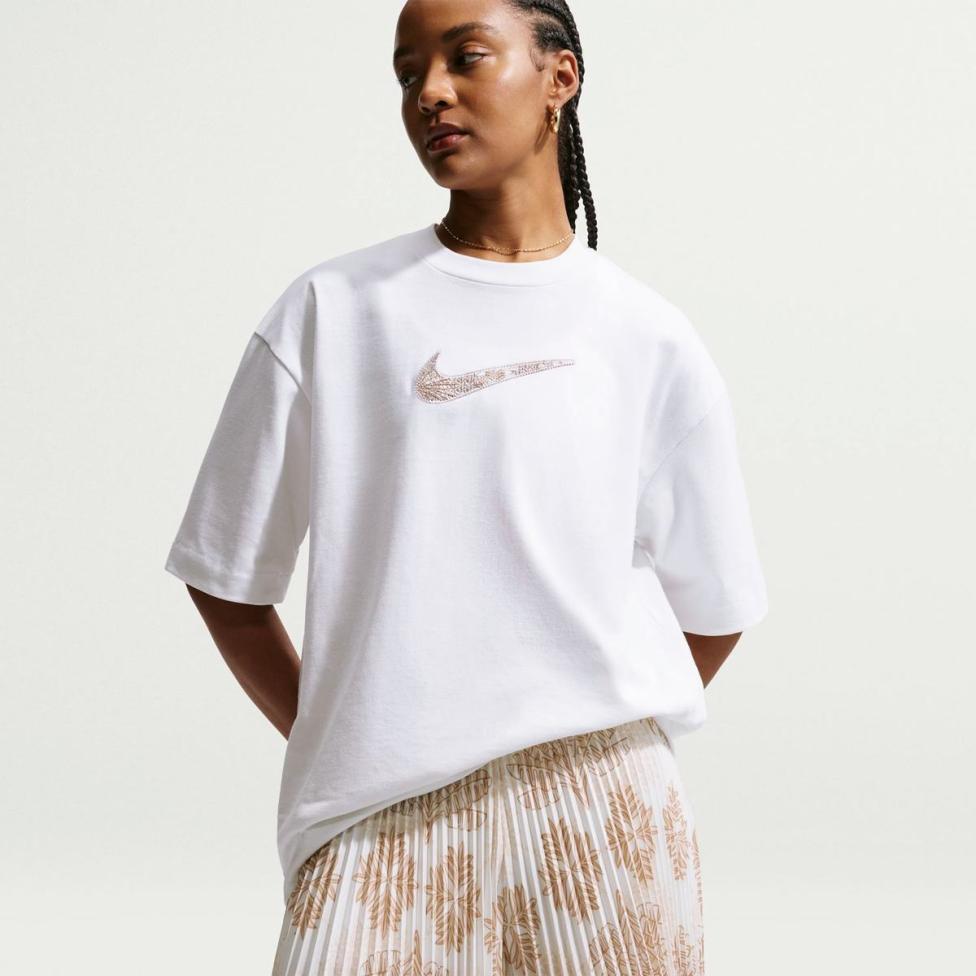 Outlet Женские шорты NIKE W NSW NOC MR 3IN SHORT IF0538-121_image_3