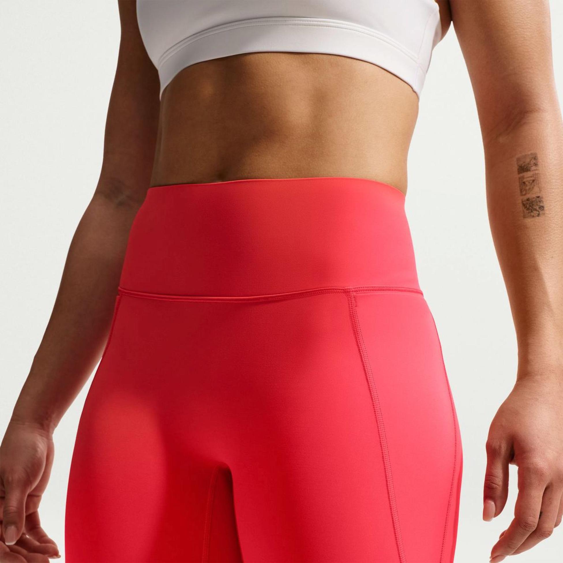Outlet Жіночі шорти NIKE W NK DF UNVRSA HR 5IN SHRT PKT HQ6832-696