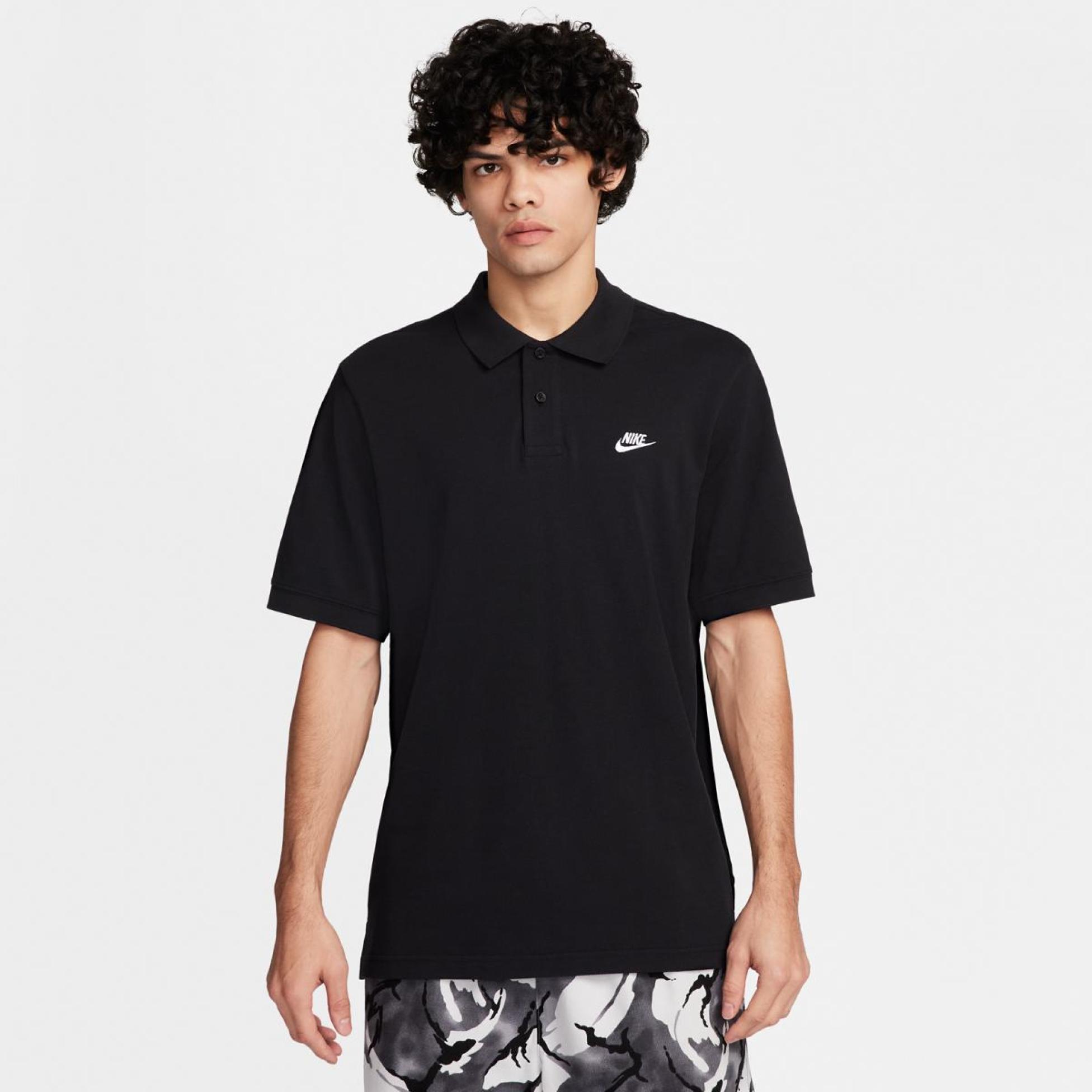 Outlet Чоловіче поло NIKE M NK CLUB SS POLO PIQUE FN3894-010