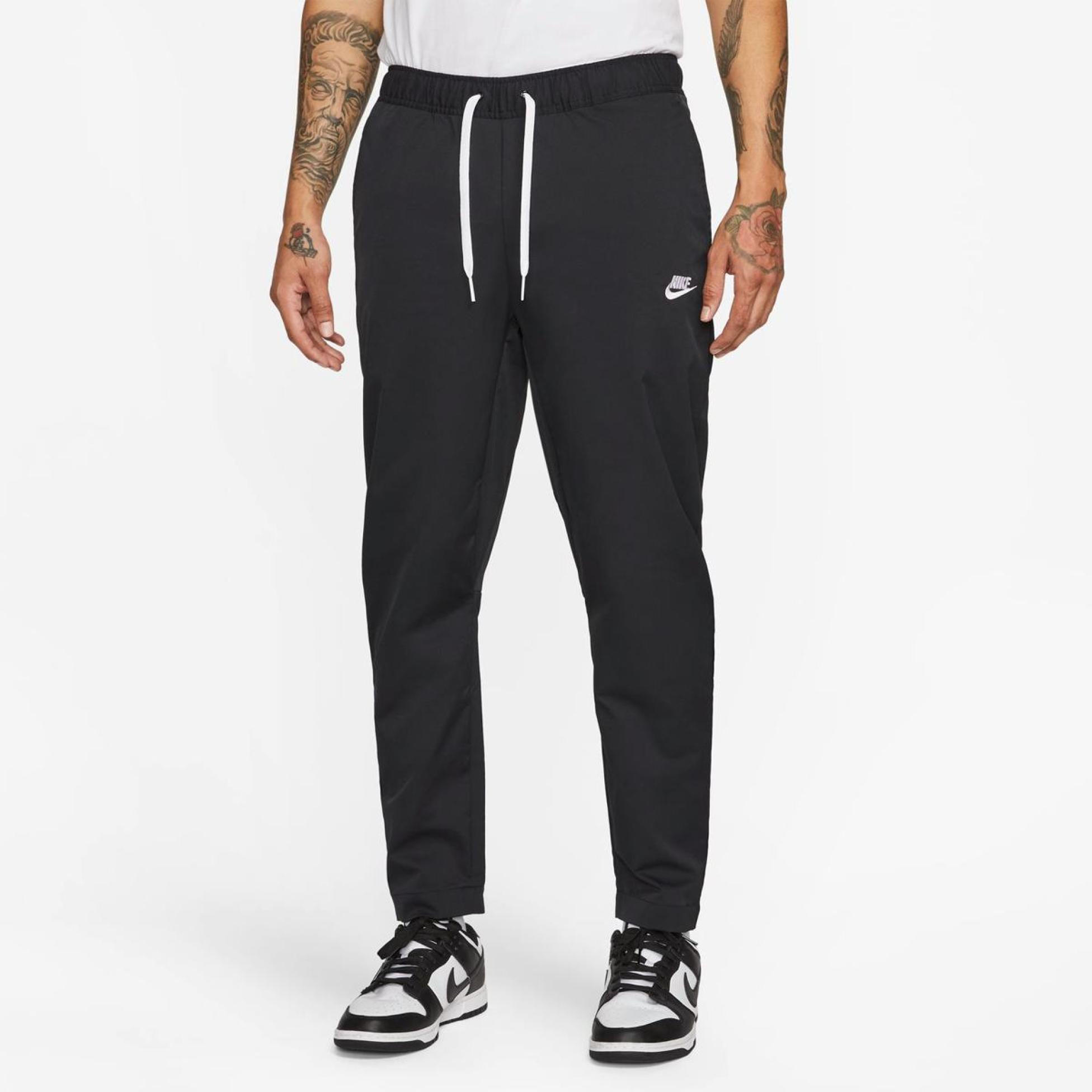 Outlet Чоловічі штани NIKE M NK CLUB WVN TAPER LEG PANT DX0623-010