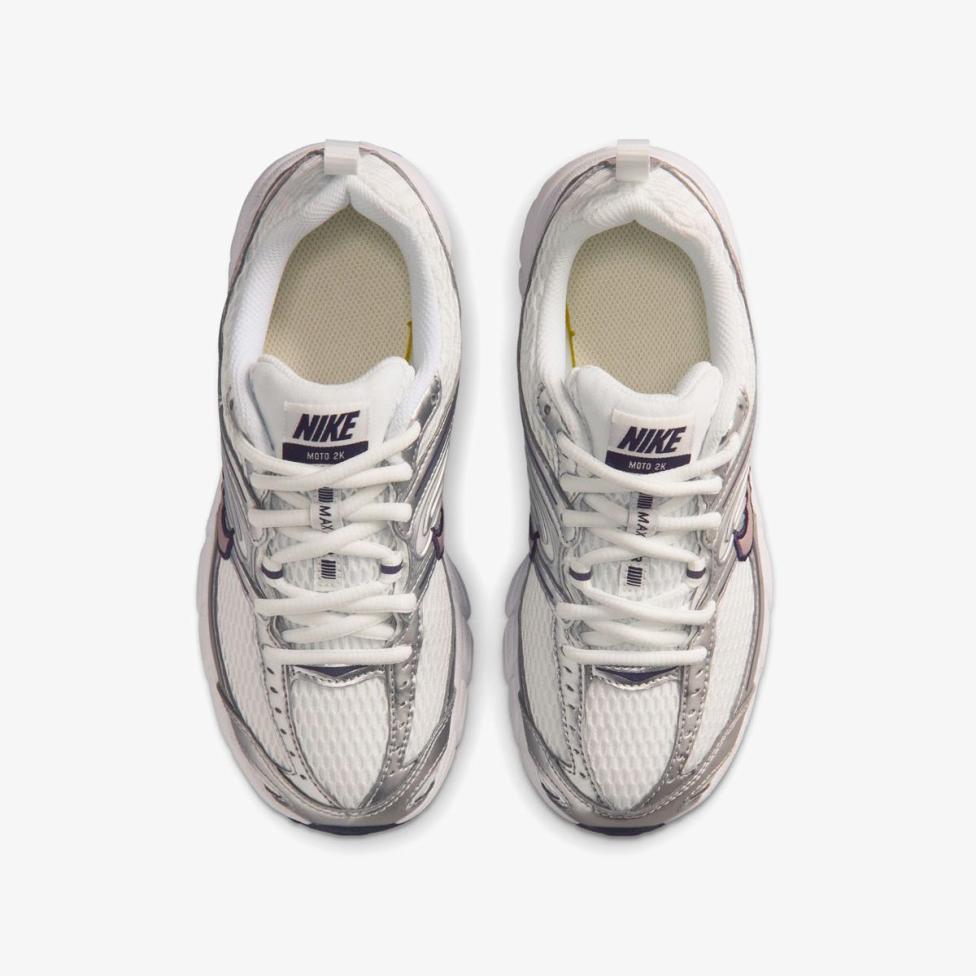 Outlet Дитячі кросівки NIKE AIR MAX MOTO 2K (GS) IQ9430-100_image_4