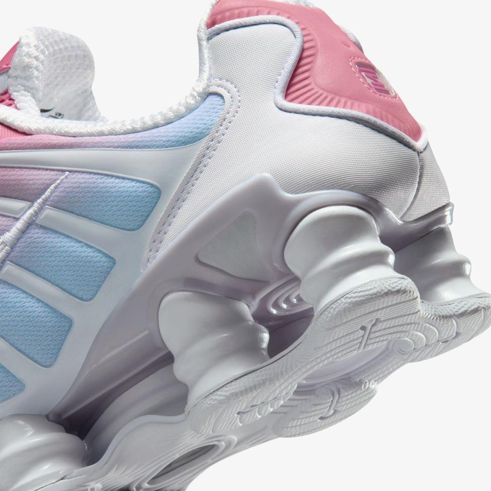 Outlet Женские кроссовки NIKE W SHOX TL FADE IH1336-100_image_8