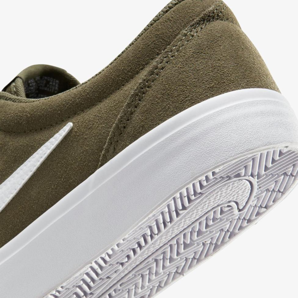 Outlet Мужские кроссовки NIKE CHARGE SUEDE IB2750-200_image_8