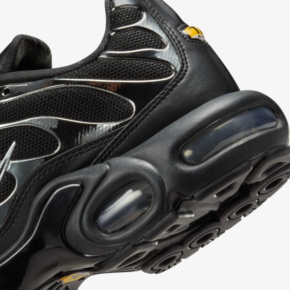 Outlet Женские кроссовки NIKE W AIR MAX PLUS SE HJ9743-001_image_8
