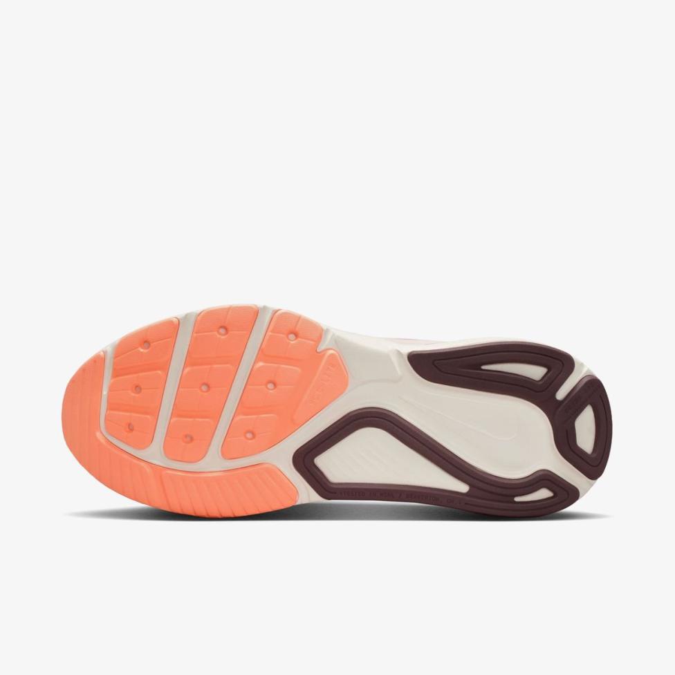 Outlet Жіночі кросівки NIKE W STRUCTURE 26 HJ1101-113