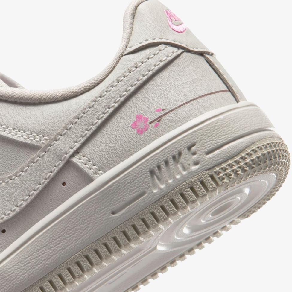 Outlet Дитячі кросівки NIKE FORCE 1 LOW LACE FL (PS) IR3987-001_image_8
