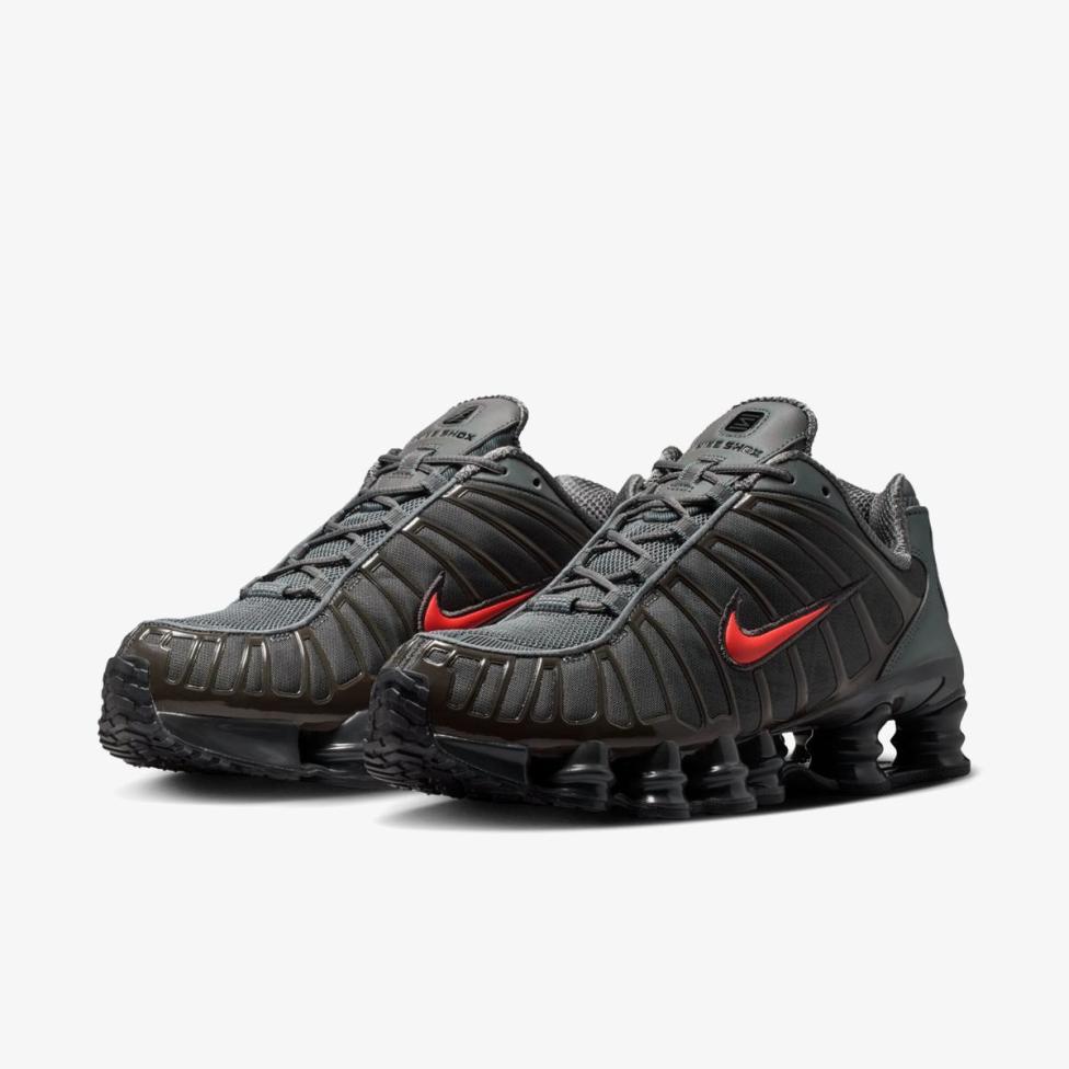 Outlet Чоловічі кросівки NIKE SHOX TL SE IQ6599-003_image_5
