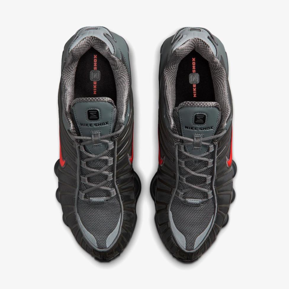 Outlet Чоловічі кросівки NIKE SHOX TL SE IQ6599-003_image_4