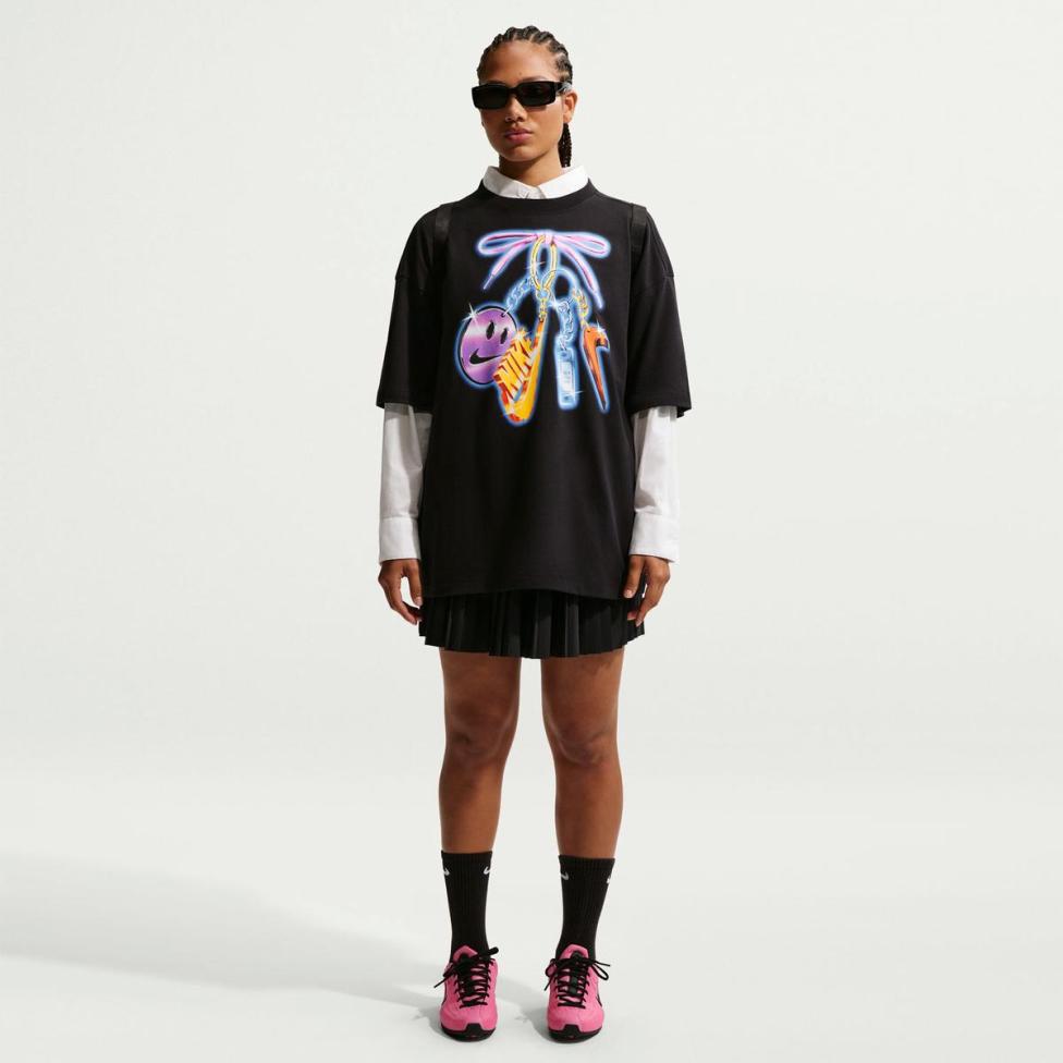Outlet Жіноча футболка NIKE W NSW CLASSIC OS OC11 TEE IR7848-010_image_4