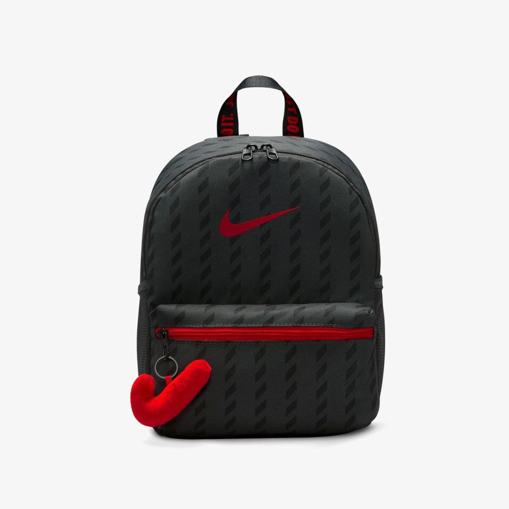 Outlet Дитячий рюкзак NIKE Y NK JDI MINI BKPK - SU26 AOP IO1530-010