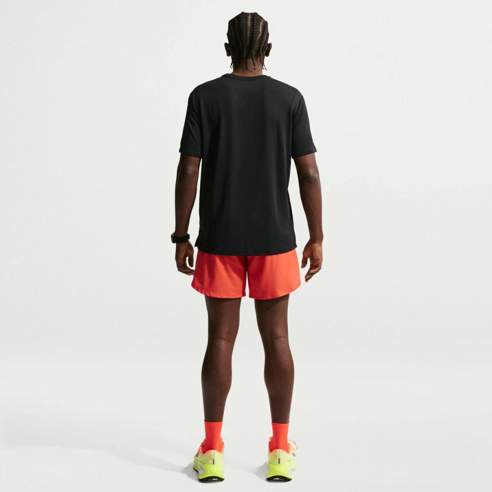 Outlet Чоловіча футболка NIKE M NK DF UV MILER SS IF2082-010_image_5