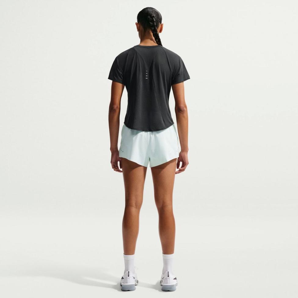 Outlet Жіноча футболка NIKE W NK SWFT NVLT BRTHE SS TOP IF1680-010_image_5