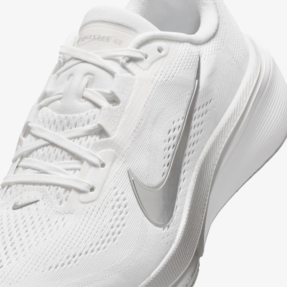 Outlet Жіночі кросівки NIKE W AIR ZOOM PEGASUS 42 IB1881-102_image_7