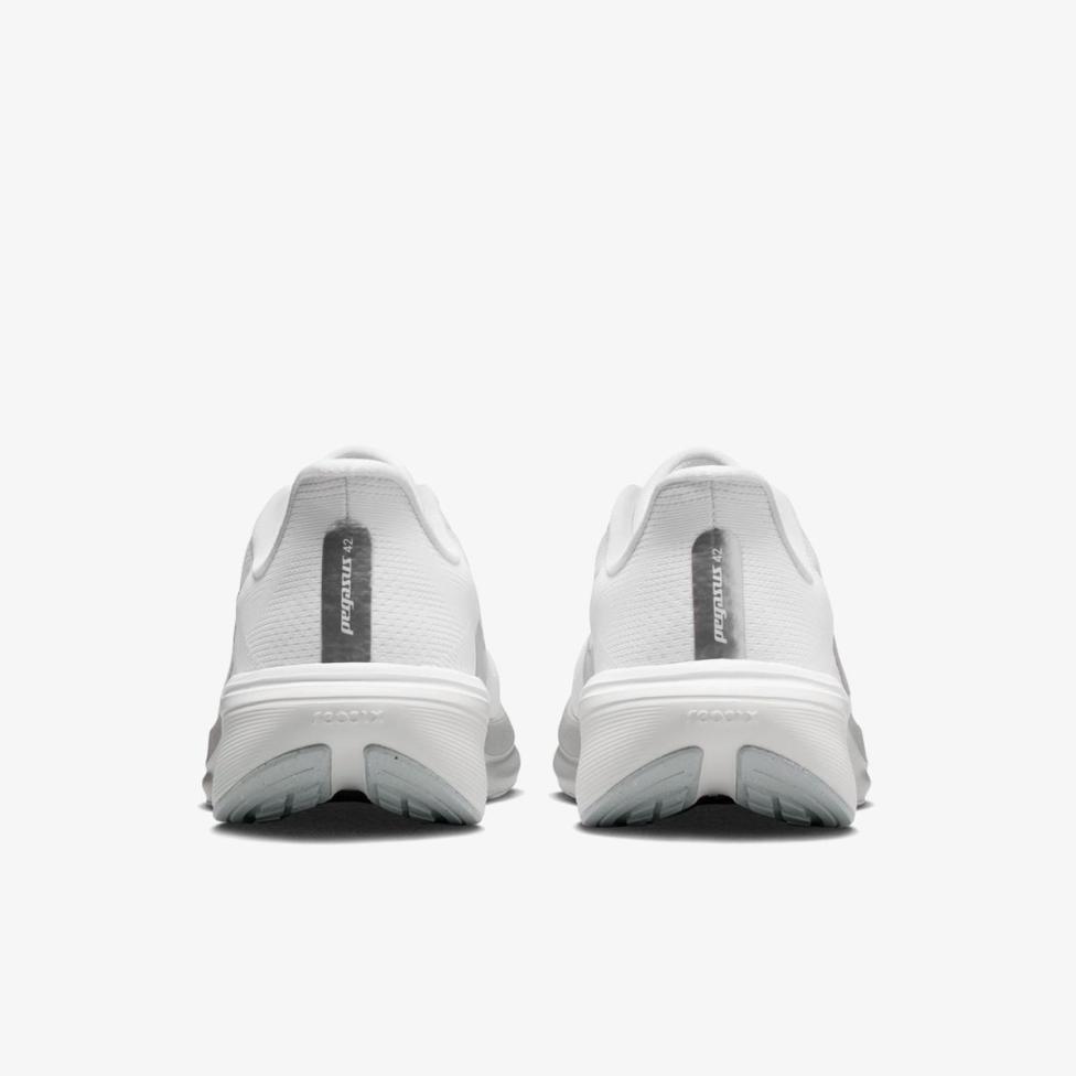 Outlet Жіночі кросівки NIKE W AIR ZOOM PEGASUS 42 IB1881-102_image_6