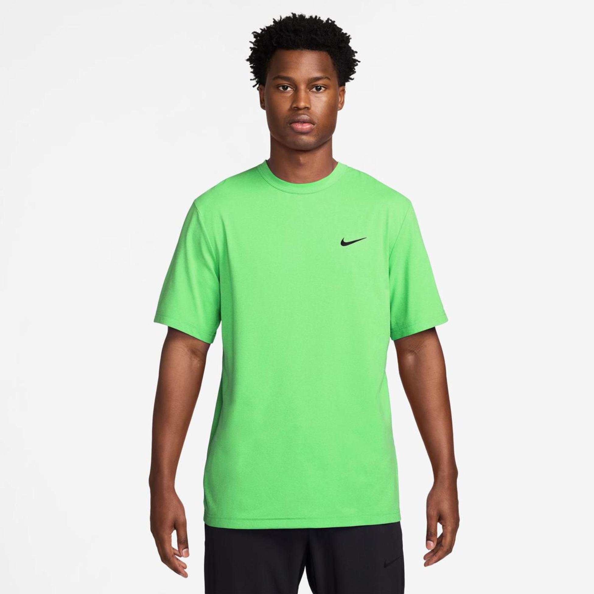 Outlet Чоловіча футболка NIKE M NK DF UV HYVERSE SS DV9839-398