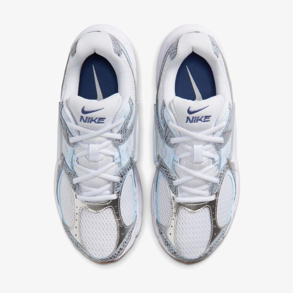 Outlet Жіночі кросівки NIKE W V5 RNR PRM IR1381-001_image_4