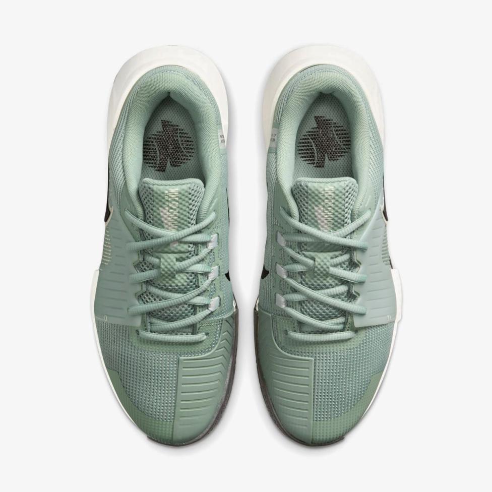 Outlet Женские кроссовки NIKE W ZOOM GP CHALLENGE 1.5 CLY IQ5174-005_image_4