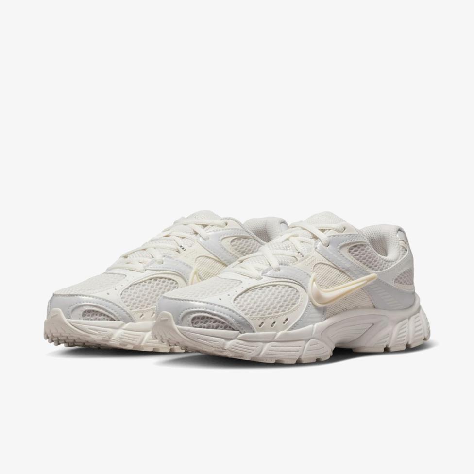 Outlet Жіночі кросівки NIKE W V5 RNR IQ0276-030_image_5
