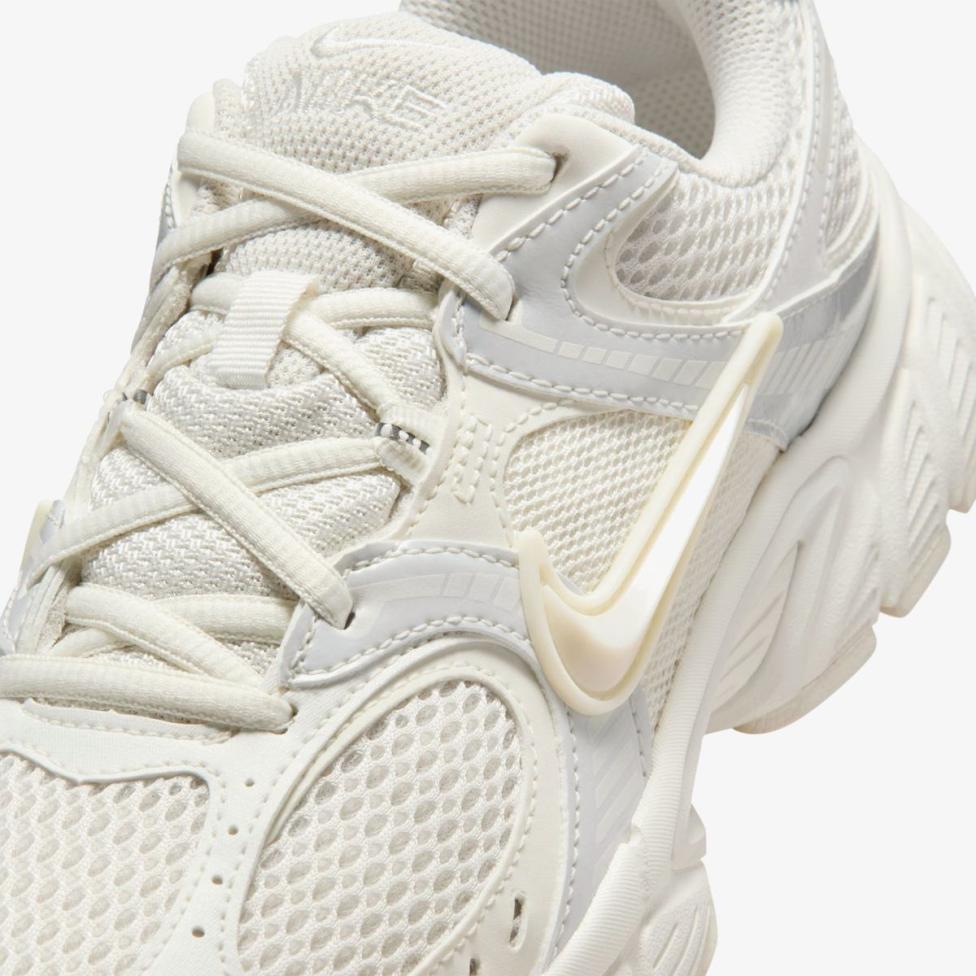 Outlet Жіночі кросівки NIKE W V5 RNR IQ0276-030_image_7