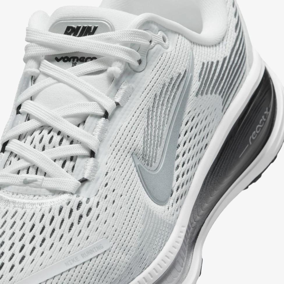 Outlet Дитячі кросівки NIKE VOMERO 18 RR GS IO9501-100_image_4