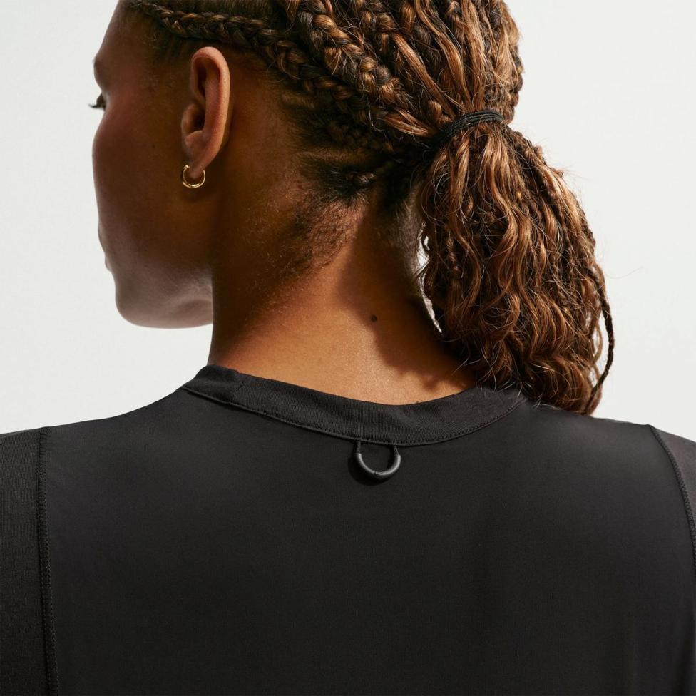 Outlet Жіноча майка NIKE W NK 24.7 DF MESH TANK SFT KNT IO1622-010