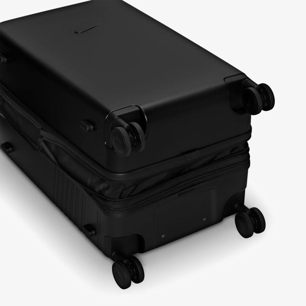 Outlet Валіза NIKE NK 26IN HARDSHELL LUGGAGE IO0771-010_image_5