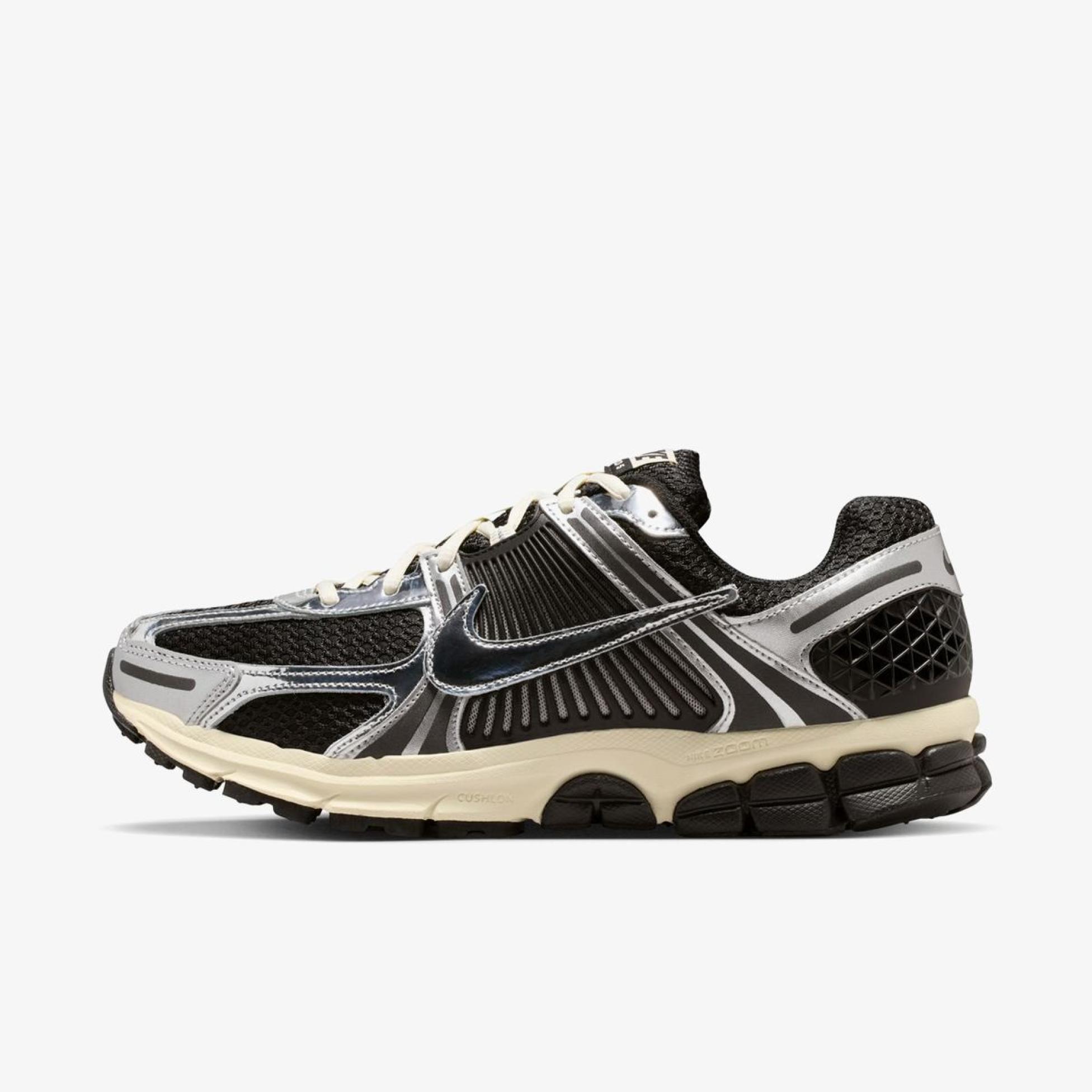 Outlet Чоловічі кросівки NIKE ZOOM VOMERO 5 IM3486-003