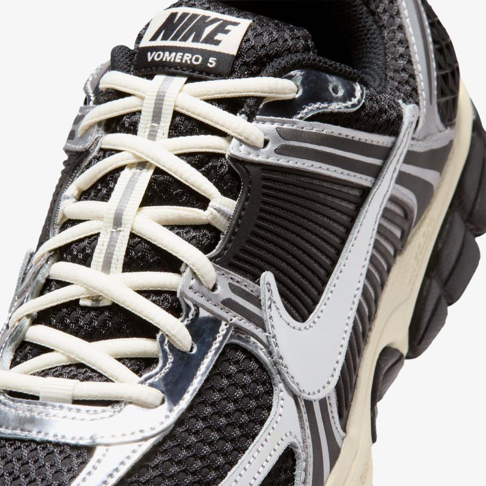 Outlet Мужские кроссовки NIKE ZOOM VOMERO 5 IM3486-003_image_7