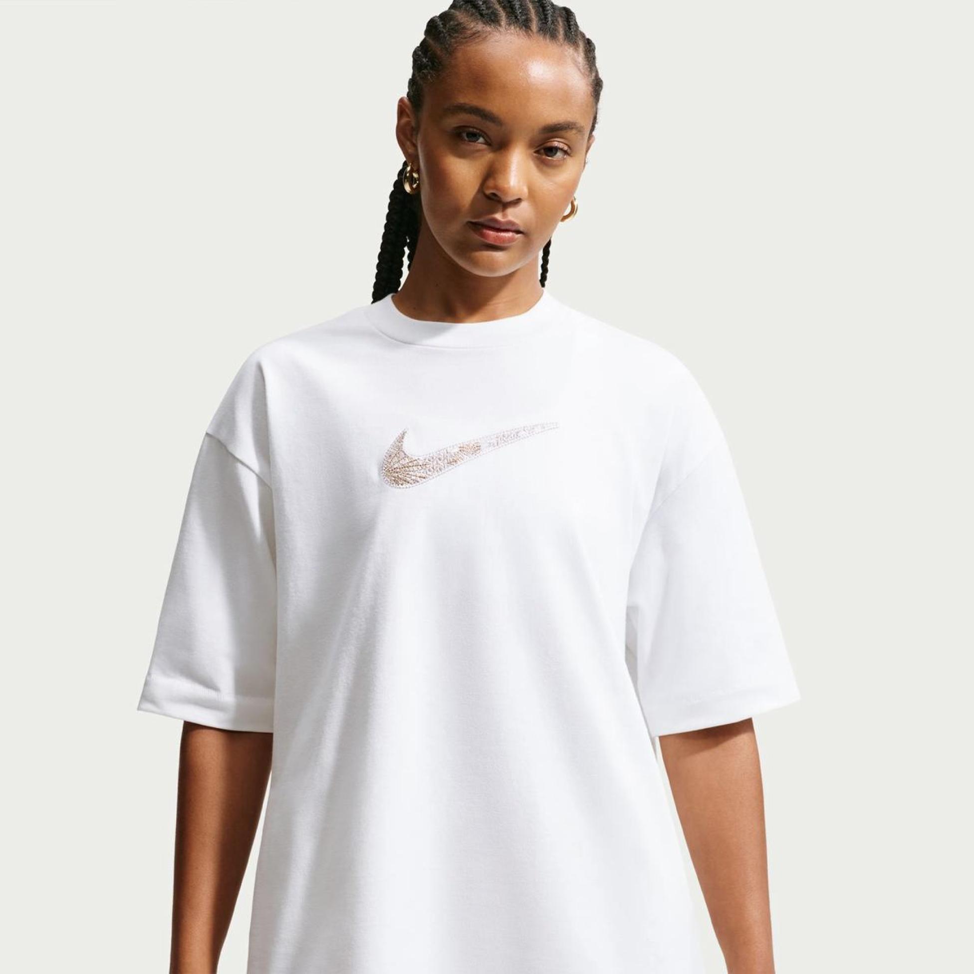 Outlet Жіноча футболка NIKE W NSW LUXE OS NOC TEE II6552-121