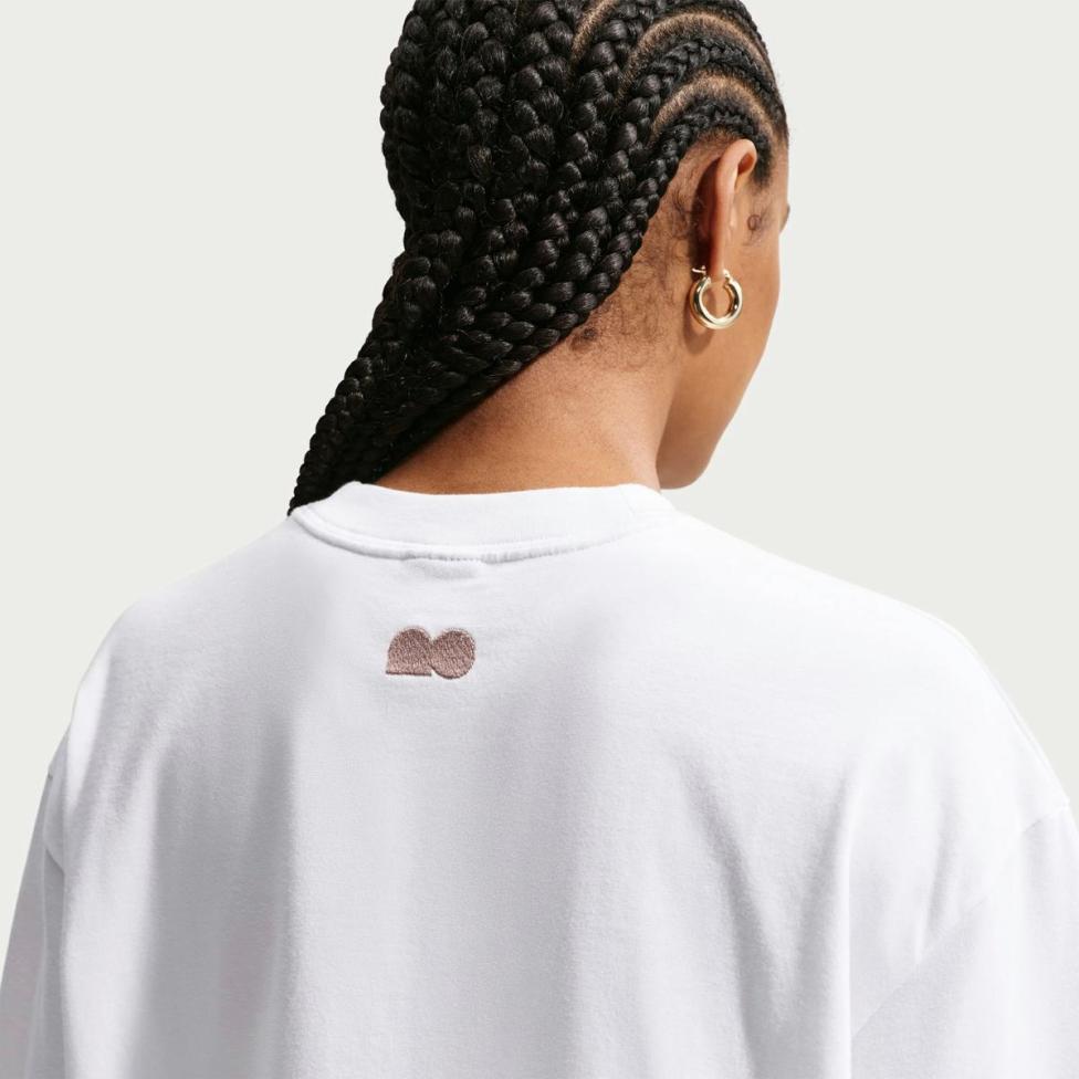 Outlet Жіноча футболка NIKE W NSW LUXE OS NOC TEE II6552-121