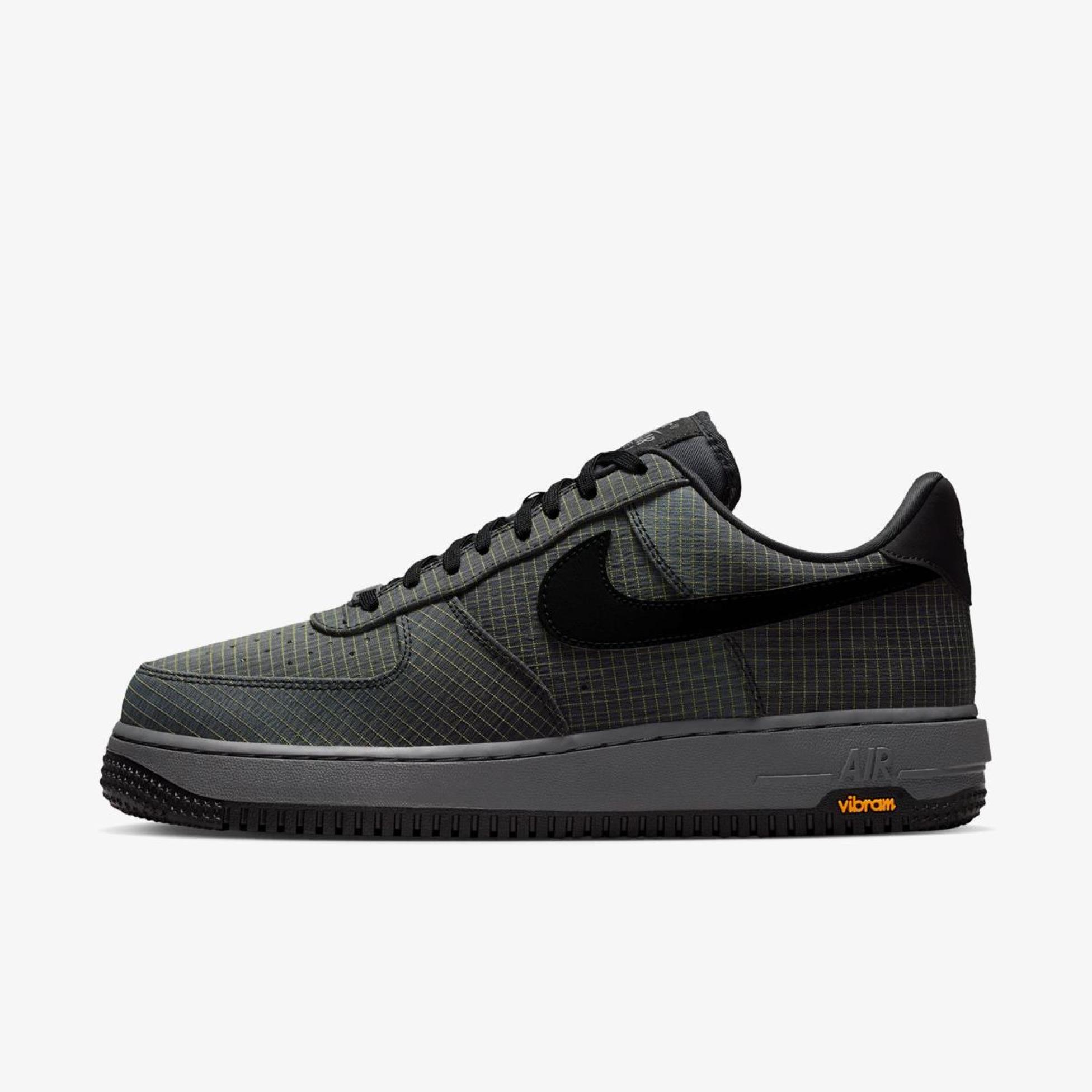 Outlet Чоловічі кросівки NIKE AIR FORCE 1 '07 LX VIBRAM IH1943-001