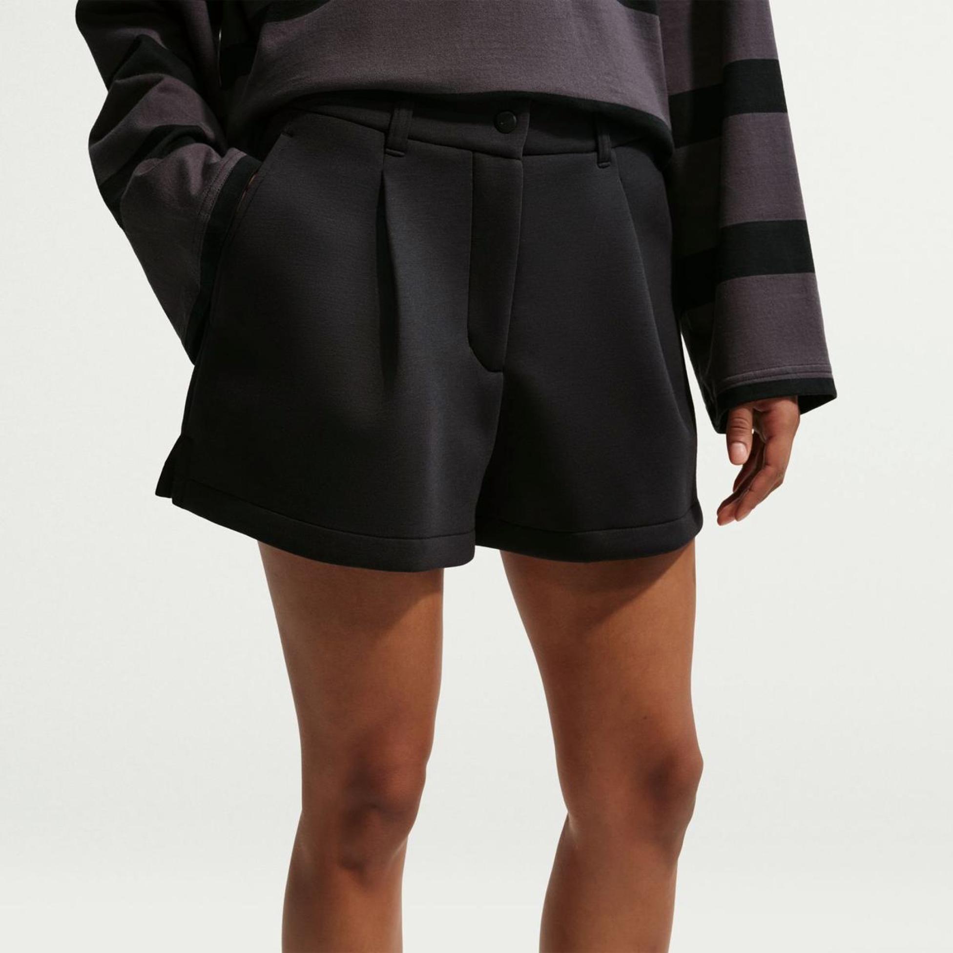 Outlet Жіночі шорти NIKE W NSW PREGAME FLC HOT SHORT IF0641-010