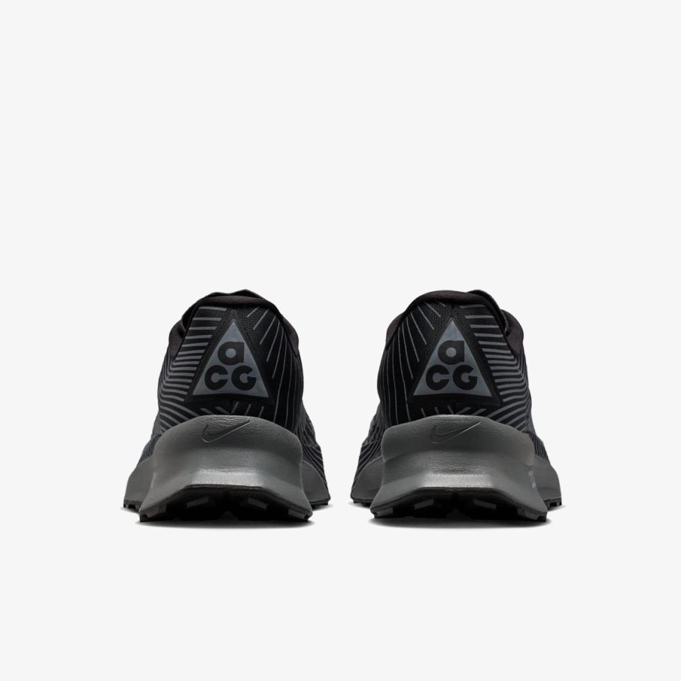 Outlet Чоловічі кросівки NIKE ACG ULTRAFLY TRAIL HF5668-001_image_6